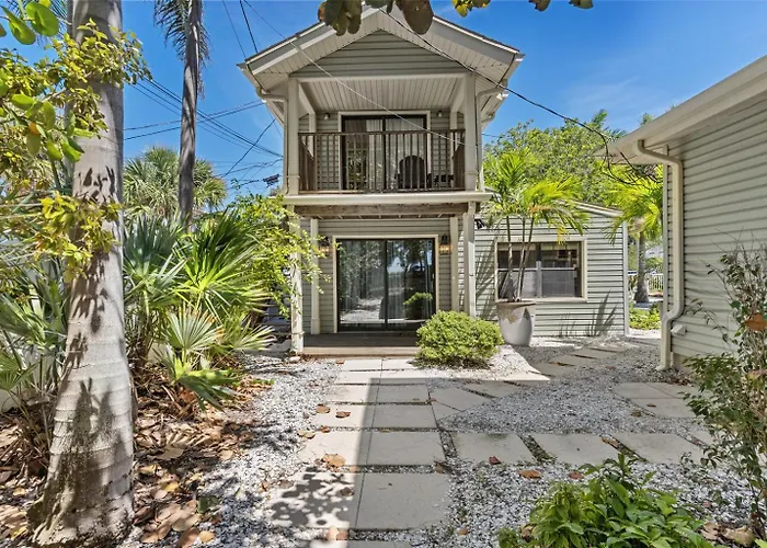 Backyard Is The Beachunique Housebeautiful Ferienhaus Clearwater Beach